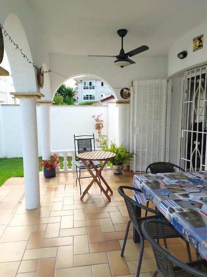 Villa Cambrils Beach Экстерьер фото