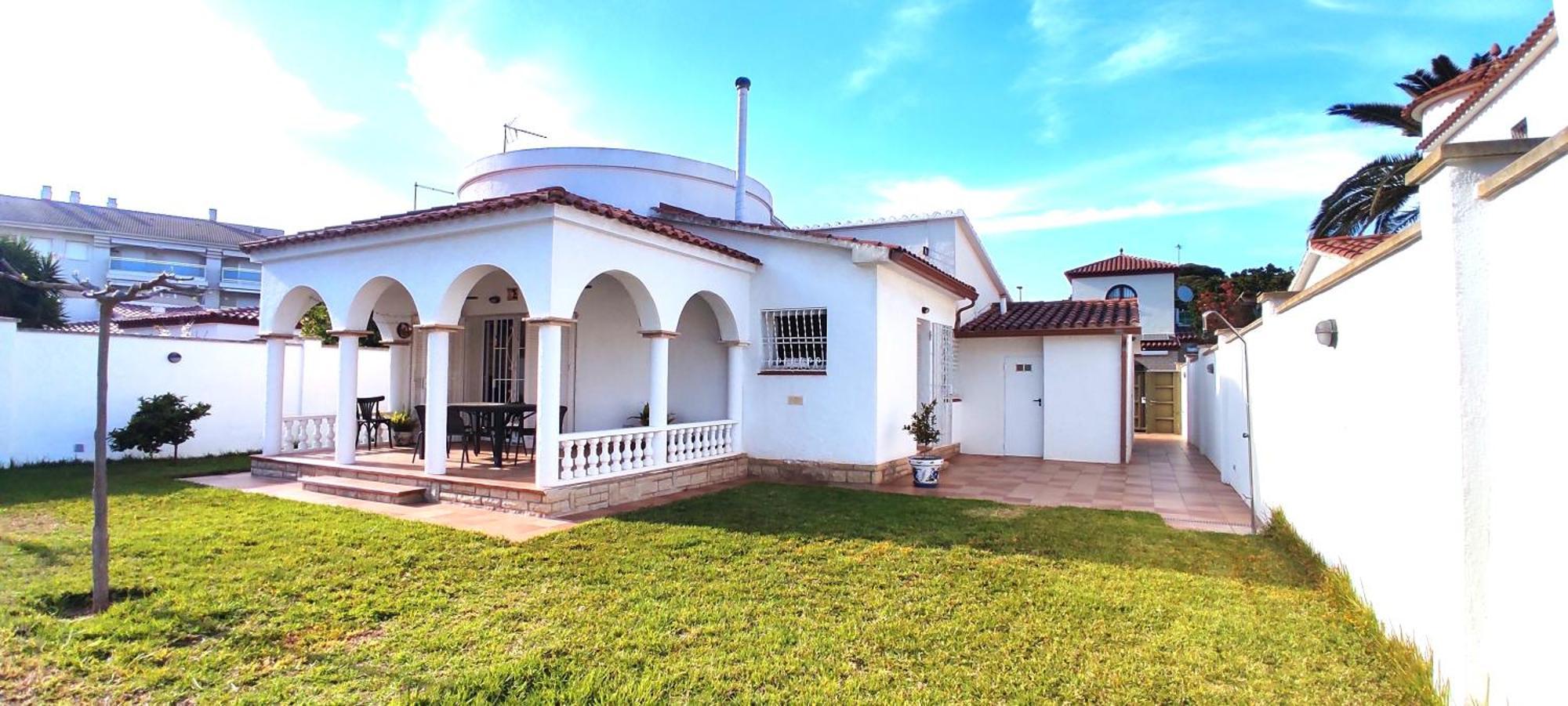 Villa Cambrils Beach Экстерьер фото